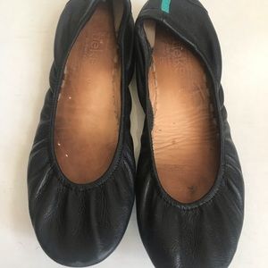 Excellent condition Tieks 9